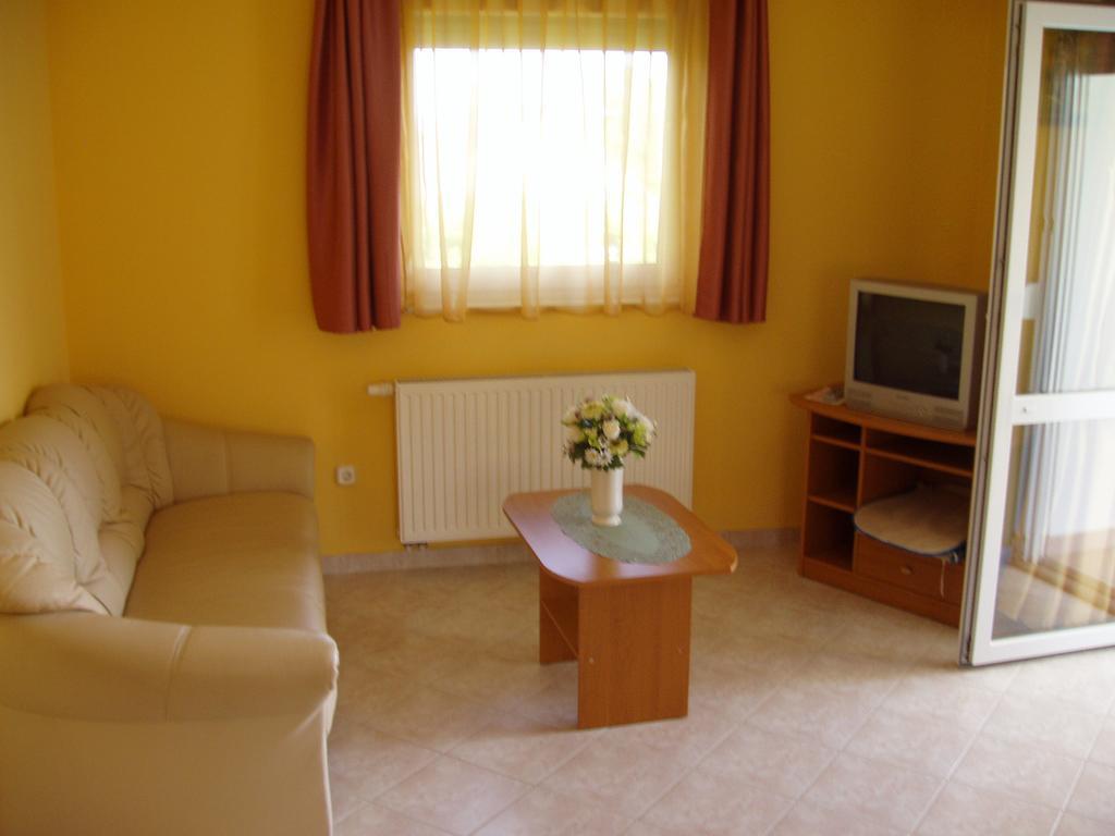 Katalin Apartmanhaz Zalakaros Extérieur photo